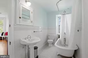 922 S 48th St, Philadelphia, PA 19143 - Photo 32