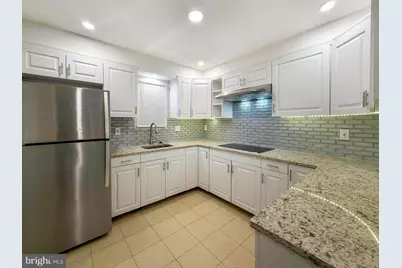 534 W Huntingdon Street, Philadelphia, PA 19133 - Photo 4