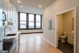 1300 S 19th St, Philadelphia, PA 19146 - Photo 2