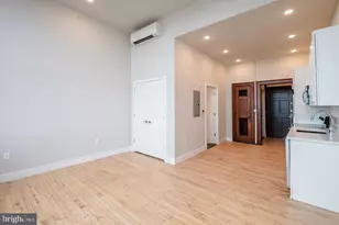 1300 S 19th St, Philadelphia, PA 19146 - Photo 4