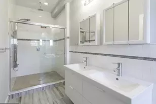 2040 E Susquehanna Ave, Philadelphia, PA 19125 - Photo 10
