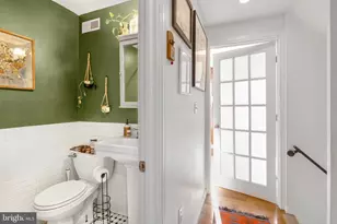 128 W Thompson St, Philadelphia, PA 19122 - Photo 16