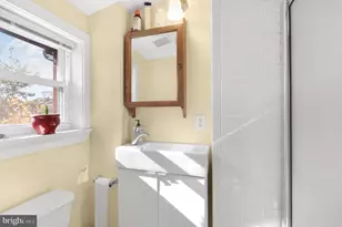 128 W Thompson St, Philadelphia, PA 19122 - Photo 22