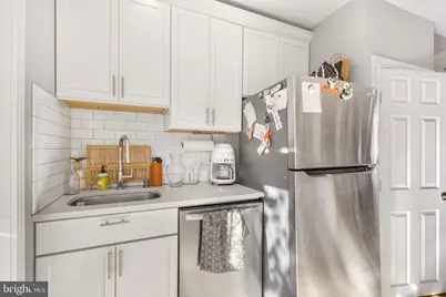 128 W Thompson Street, Philadelphia, PA 19122 - Photo 8