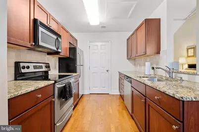 1 Academy Circle #210, Philadelphia, PA 19146 - Photo 8