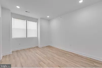 2061 N 8th Street #C, Philadelphia, PA 19122 - Photo 4