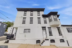 213 Hermitage St, Philadelphia, PA 19127 - Photo 2