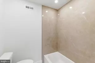 213 Hermitage St, Philadelphia, PA 19127 - Photo 10