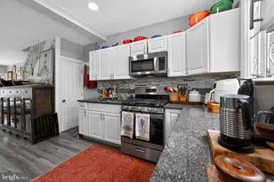 2237 McClellan St, Philadelphia, PA 19145 - Photo 10