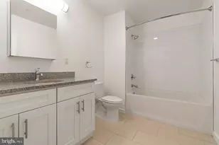 224 Church St, Philadelphia, PA 19106 - Photo 8