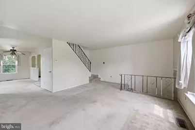 8135 Lindbergh Boulevard, Philadelphia, PA 19153 - Photo 2