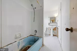 8135 Lindbergh Blvd., Philadelphia, PA 19153 - Photo 12