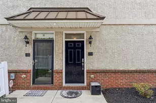 2134 Verona Dr, Philadelphia, PA 19145 - Photo 4