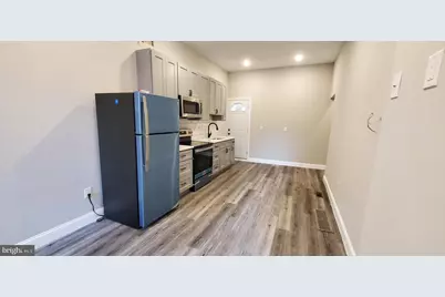 2221 N Franklin Street, Philadelphia, PA 19133 - Photo 2