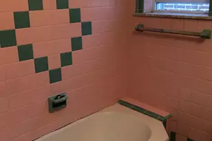 2227 S Rosewood St, Philadelphia, PA 19145 - Photo 10