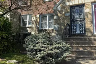 181 E Walnut Park Dr, Philadelphia, PA 19120 - Photo 1