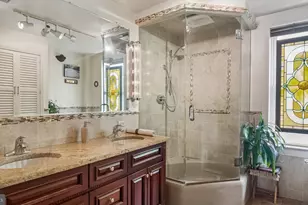 2049 Appletree St, Philadelphia, PA 19103 - Photo 42