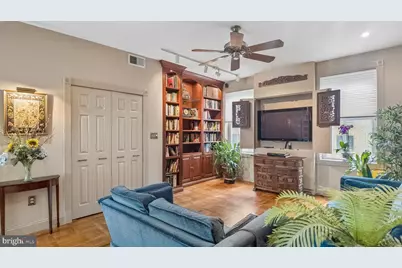 2049 Appletree Street, Philadelphia, PA 19103 - Photo 24
