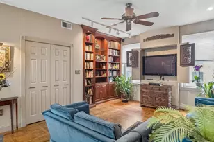 2049 Appletree St, Philadelphia, PA 19103 - Photo 24