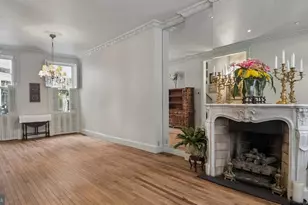 2049 Appletree St, Philadelphia, PA 19103 - Photo 14