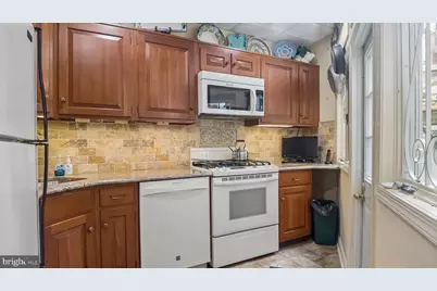 2049 Appletree Street, Philadelphia, PA 19103 - Photo 22