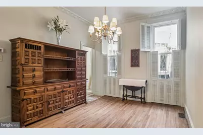 2049 Appletree Street, Philadelphia, PA 19103 - Photo 18