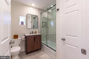 209 N 3rd St, Philadelphia, PA 19106 - Photo 16