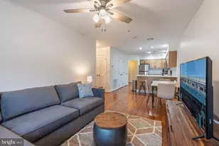 209 N 3rd St, Philadelphia, PA 19106 - Photo 12