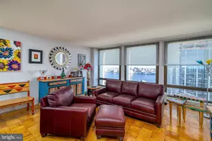 200 Locust St, Philadelphia, PA 19106 - Photo 1