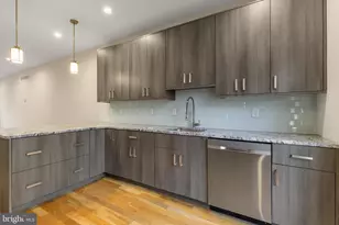 2242 Wilder St, Philadelphia, PA 19146 - Photo 10
