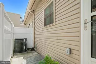 1937 W George St, Philadelphia, PA 19130 - Photo 32