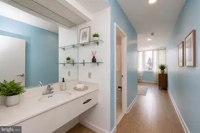 1100 Vine Street #1105, Philadelphia, PA 19107 - Photo 6