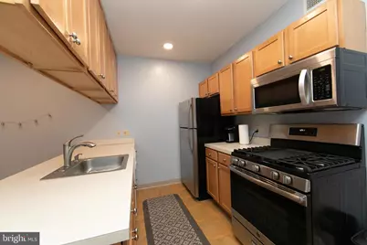 1100 Vine Street #1105, Philadelphia, PA 19107 - Photo 14