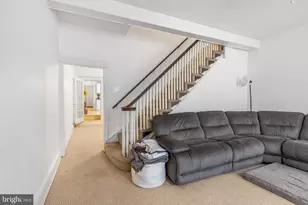 218 Grape St, Philadelphia, PA 19128 - Photo 2