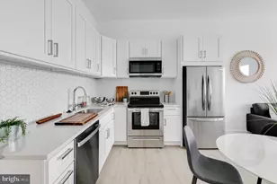2201 Washington Ave, Philadelphia, PA 19146 - Photo 16