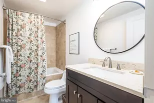 1826 Christian St, Philadelphia, PA 19146 - Photo 14