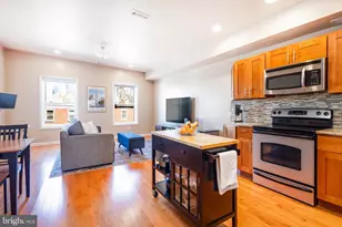 1826 Christian St, Philadelphia, PA 19146 - Photo 4