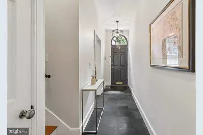 2415 Pine Street, Philadelphia, PA 19103 - Photo 2