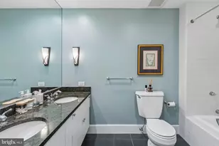 2415 Pine St, Philadelphia, PA 19103 - Photo 26
