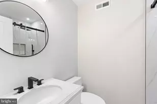 1847 Gerritt St, Philadelphia, PA 19146 - Photo 12