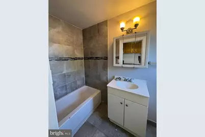 2037 N 8th Street #3, Philadelphia, PA 19122 - Photo 6