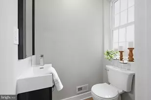 511 N 37th St, Philadelphia, PA 19104 - Photo 20