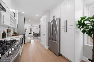 511 N 37th St, Philadelphia, PA 19104 - Photo 18