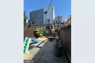 2719 Sears Street, Philadelphia, PA 19146 - Photo 16