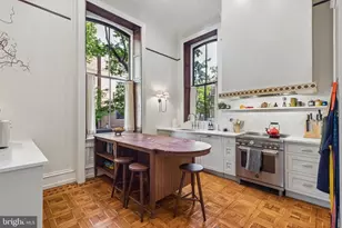 2200 St James Pl, Philadelphia, PA 19103 - Photo 16