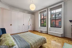2200 St James Pl, Philadelphia, PA 19103 - Photo 30