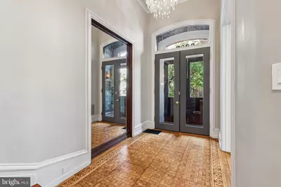 2200 Saint James Place, Philadelphia, PA 19103 - Photo 2