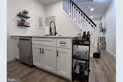 2326 E Thompson Street, Philadelphia, PA 19125 - Photo 4