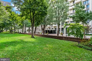 604 S Washington Square, Philadelphia, PA 19106 - Photo 22