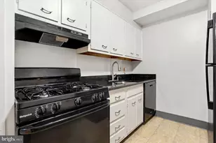 604 S Washington Square, Philadelphia, PA 19106 - Photo 8